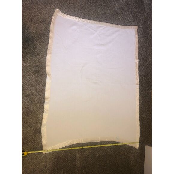 Vintage Baby Gordon All Season Thermal Blanket Cream with Satin Trim - Picture 6 of 13